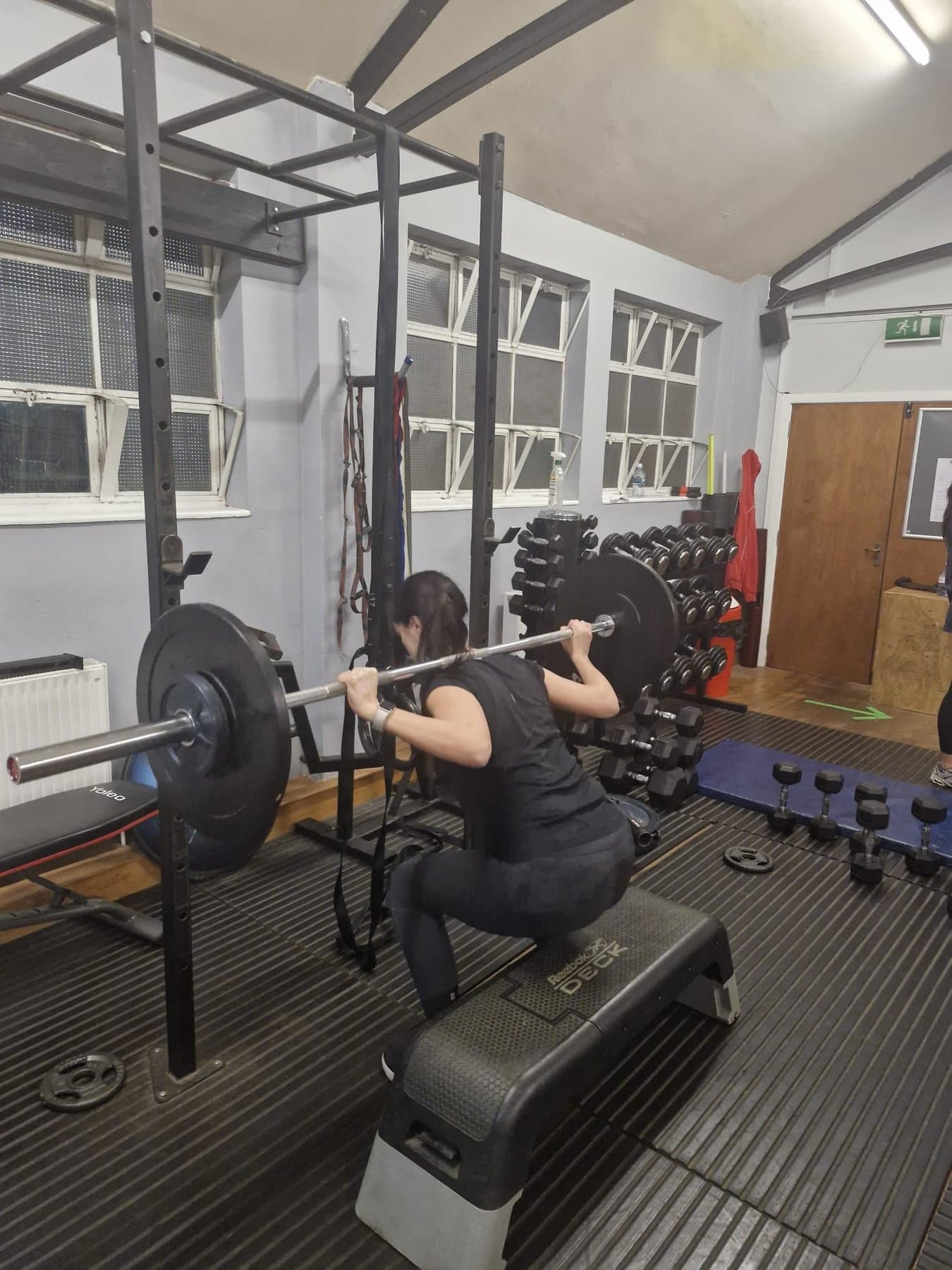 Barbell squat in a Ladies That Lift session